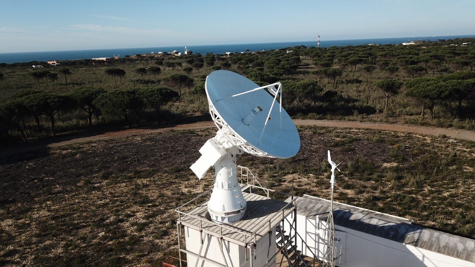 Radar Trackor con más de 2.500 km de alcance.
