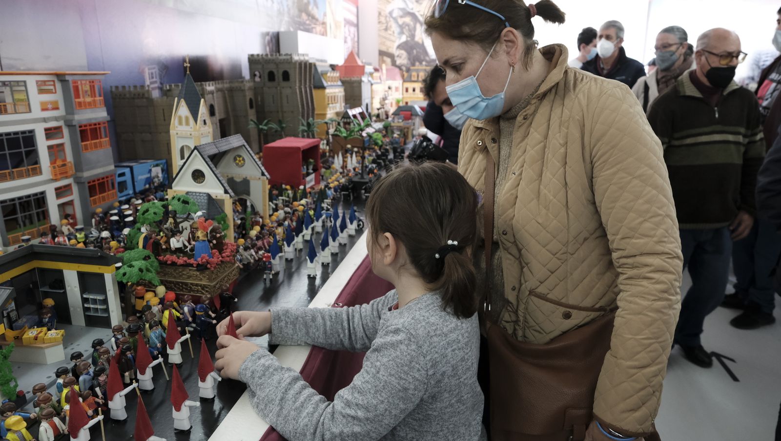Inauguración de la exposición de playmobil de semana santa de Almería