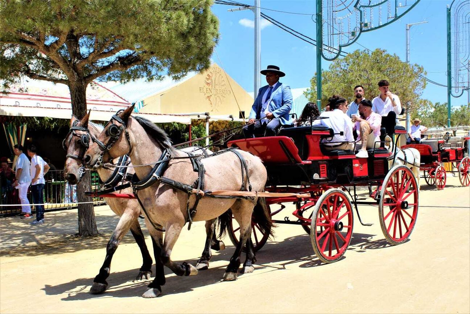 Búscate en las imágenes del viernes de Feria de Chiclana 2024