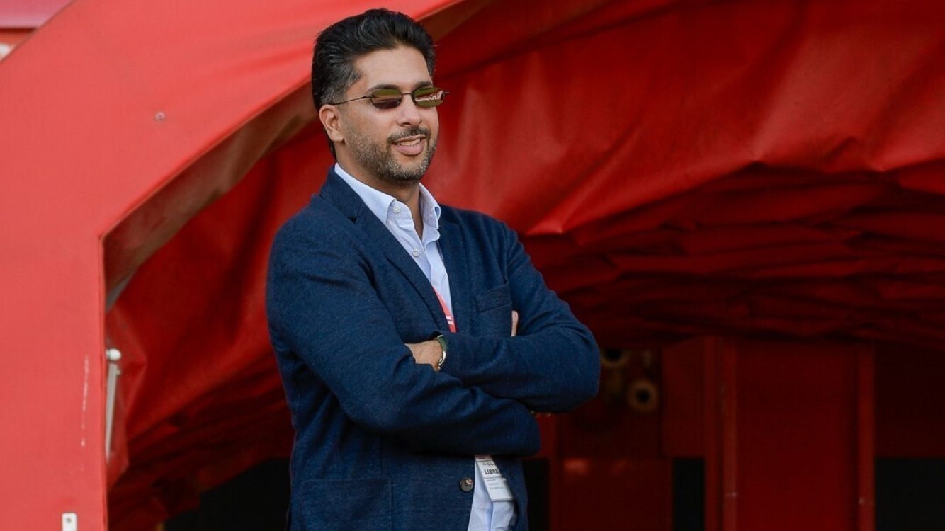 Mohamed Al Khereiji presenció en directo la quinta victoria consecutiva del Almería