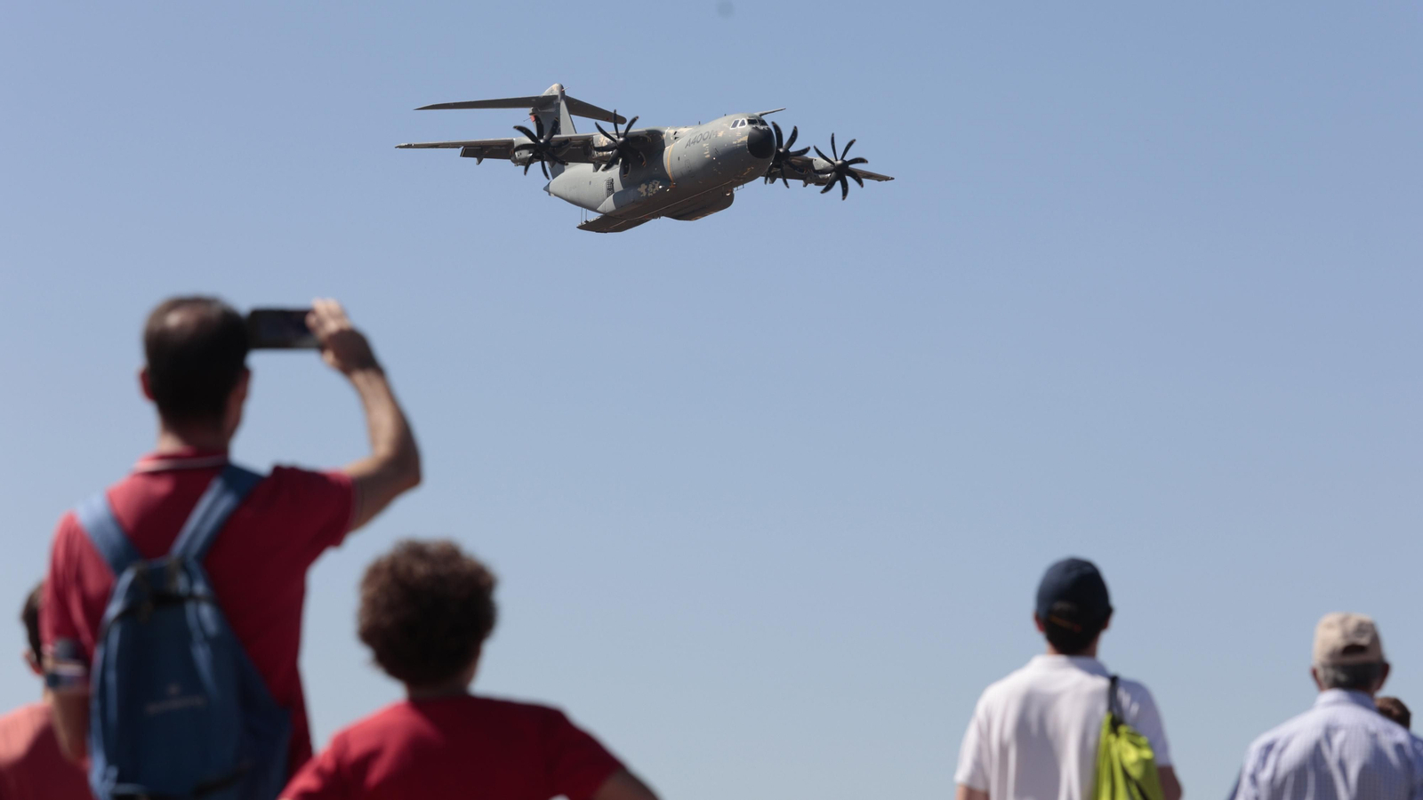 Imágenes de la exhibición aérea en Tablada con motivo de su centenario