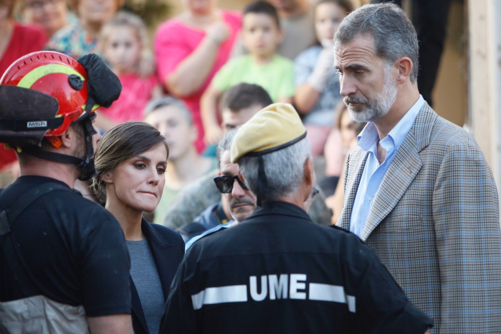 Los Reyes visitan a los afectados por las inundaciones en Mallorca