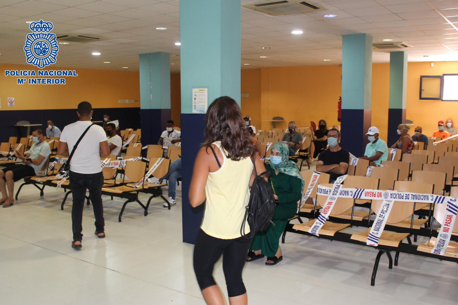 Durante al menos tres meses, la Oficina de Extranjería de la Policía Nacional en Almería, sita en la calle Marruecos número 1, tiene previsto ampliar el número de citas diarias.