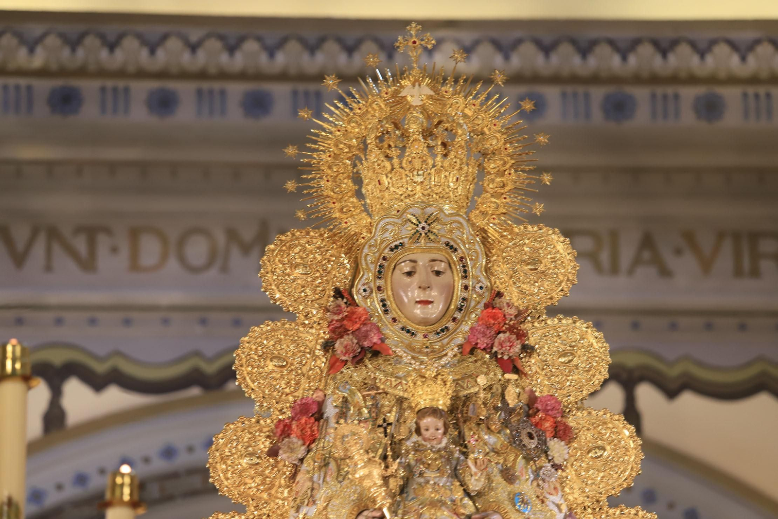Imágenes de la llegada de la peregrinación de Emigrantes a Almonte acompañando a la Hermandad de San Juan del Puerto