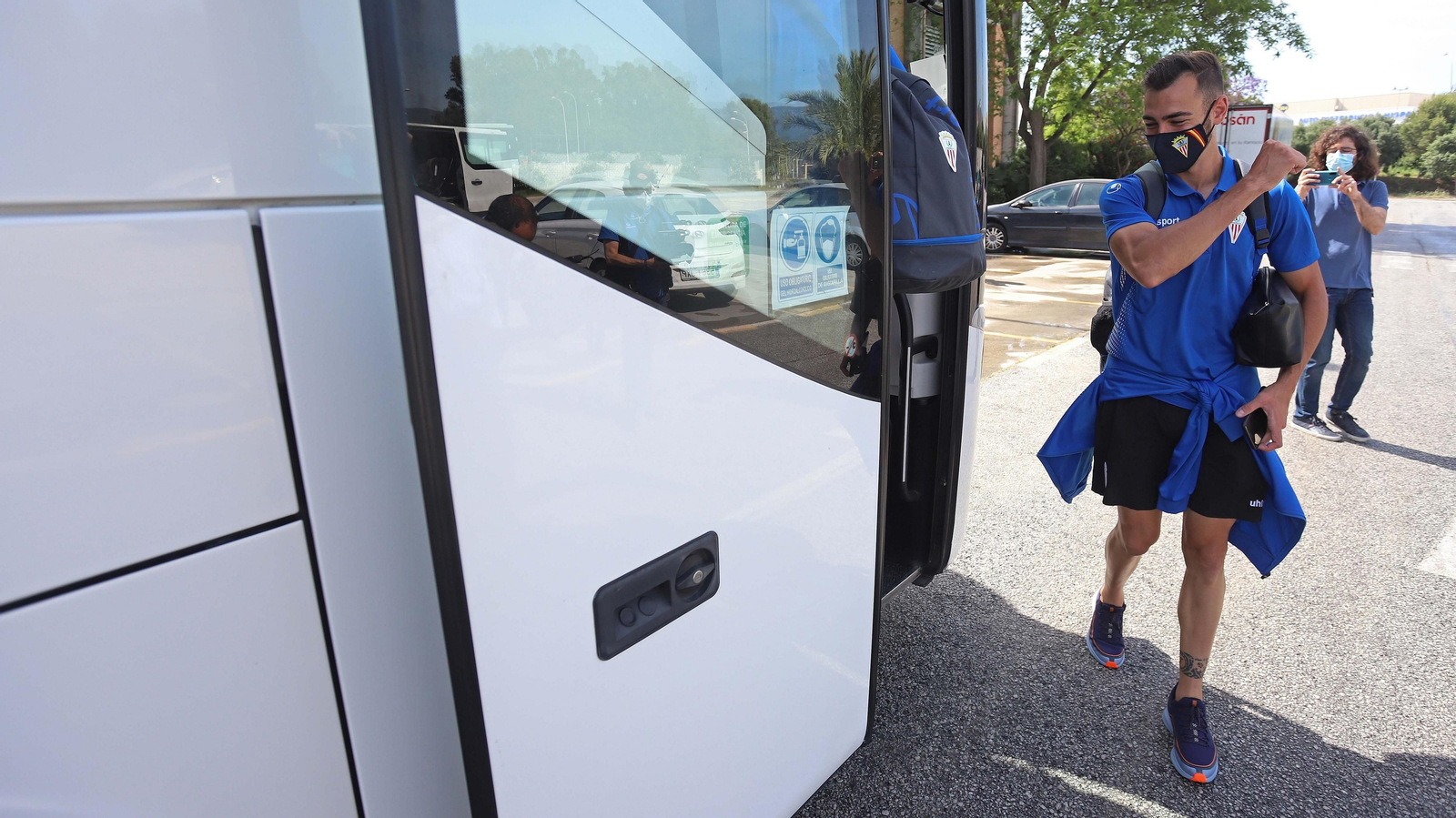 Fotos de la salida del Algeciras a la final del playoff de ascenso a Segunda