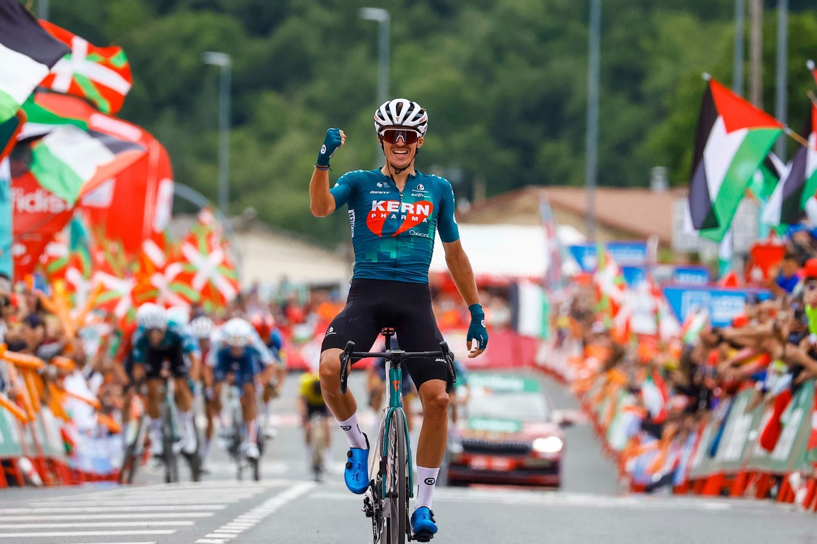 Urko Berrade, ganador de la decimoctava etapa de La Vuelta. Urko Berrade, ganador de la decimoctava etapa de La Vuelta.
