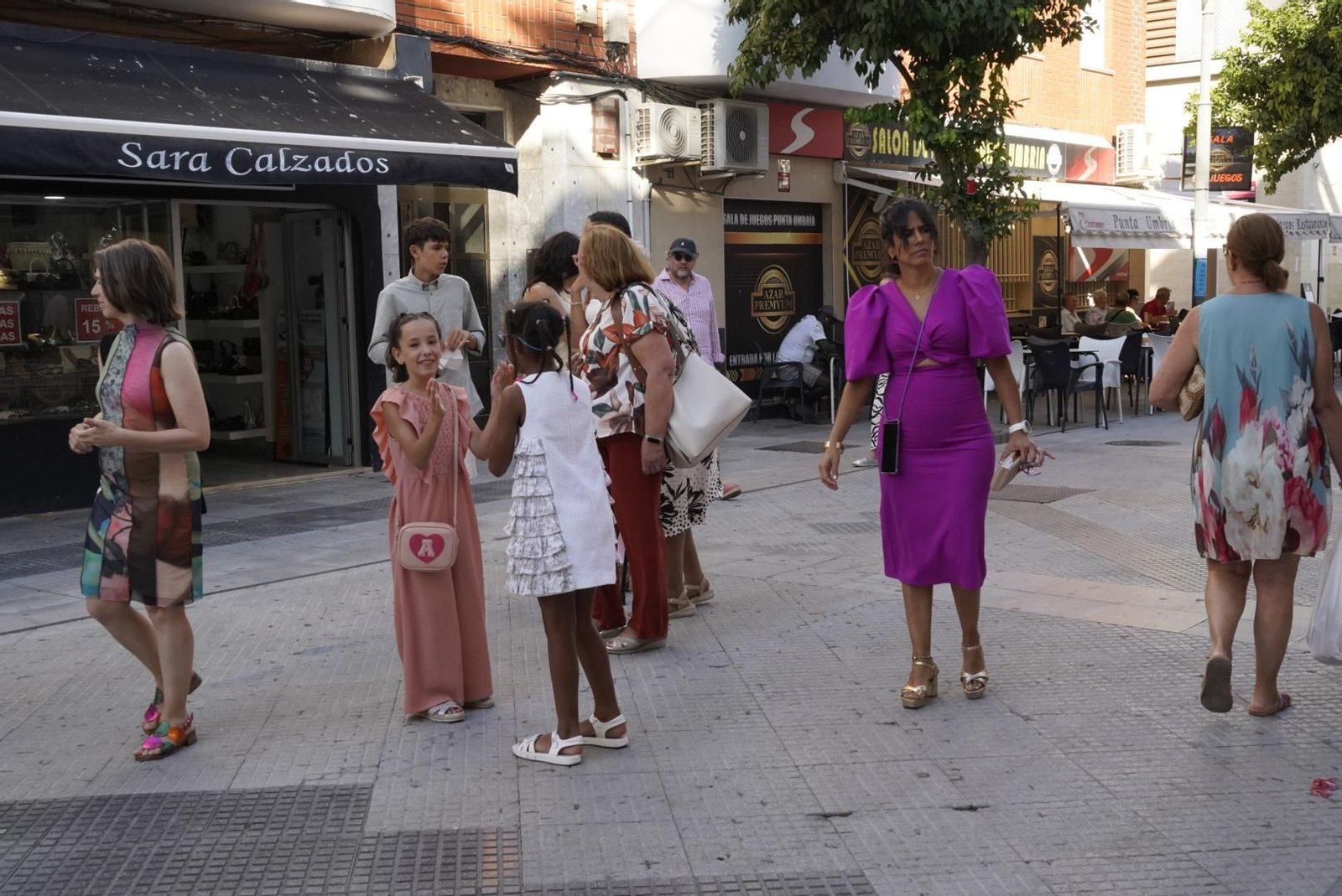 La Calle Ancha de Punta Umbría, una tarde de verano con el sol cayendo