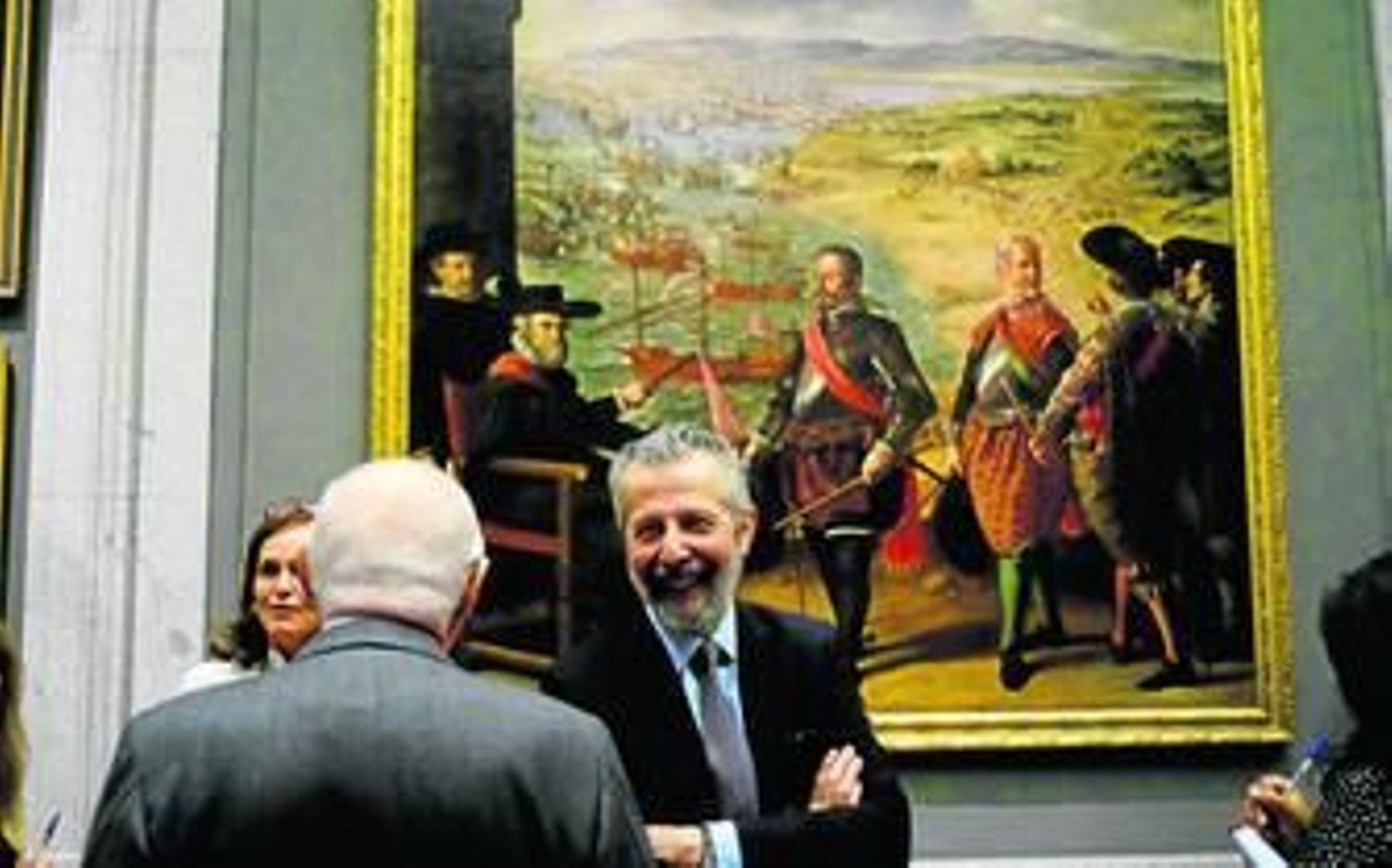 Hernán Cortés ingresará estar tarde en la Real Academia Hispano Americana de Ciencias, Artes y Letras.