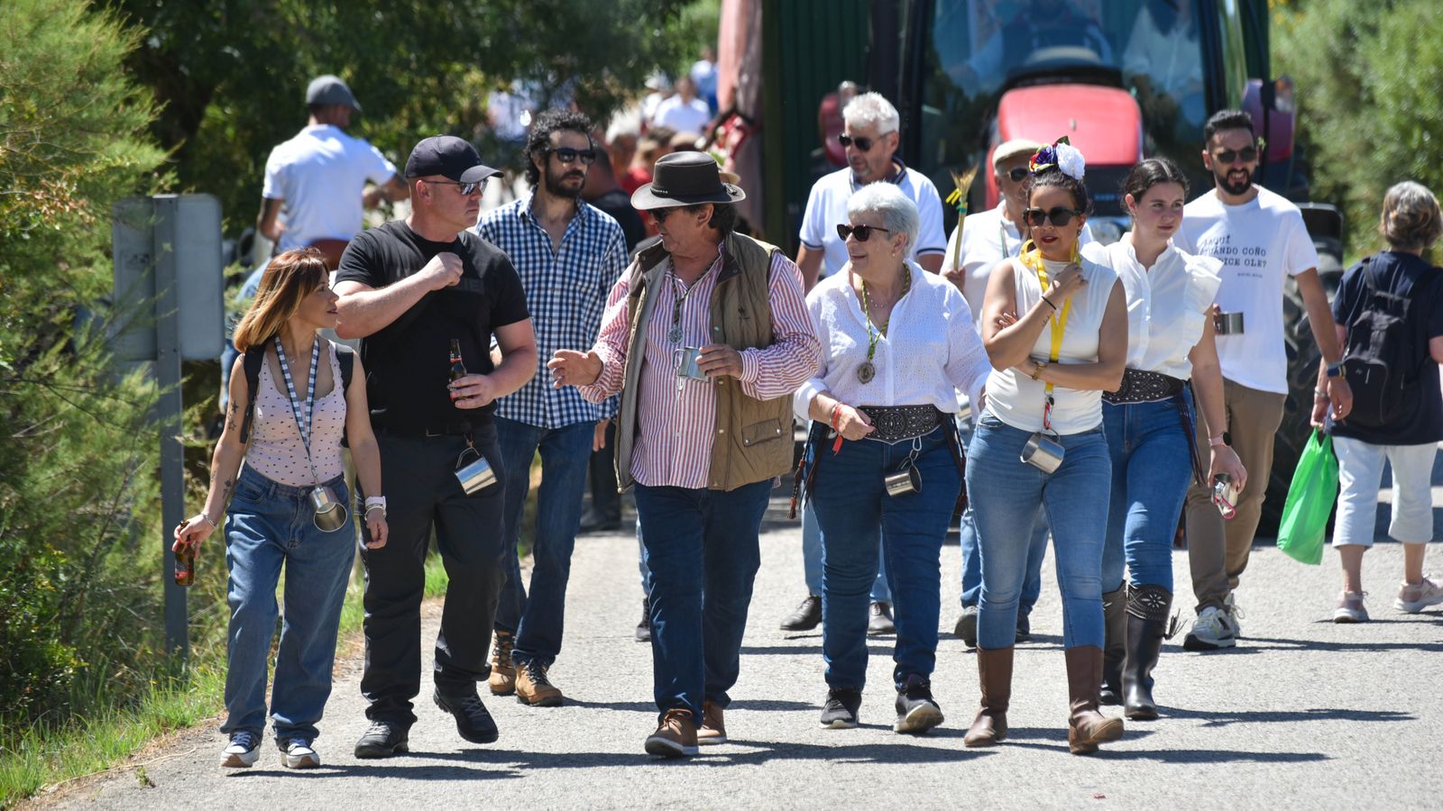 Fotos de la romería de San Isidro Labrador en Los Barrios