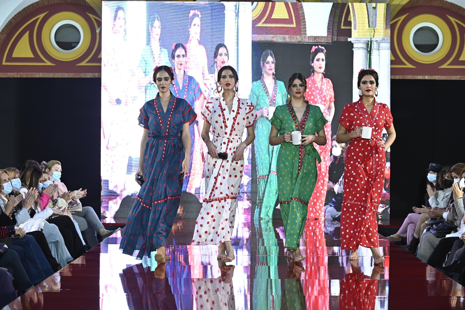 El desfile de Pol Núñez en Pasarela Huelva Flamenca 2022, todas las fotos