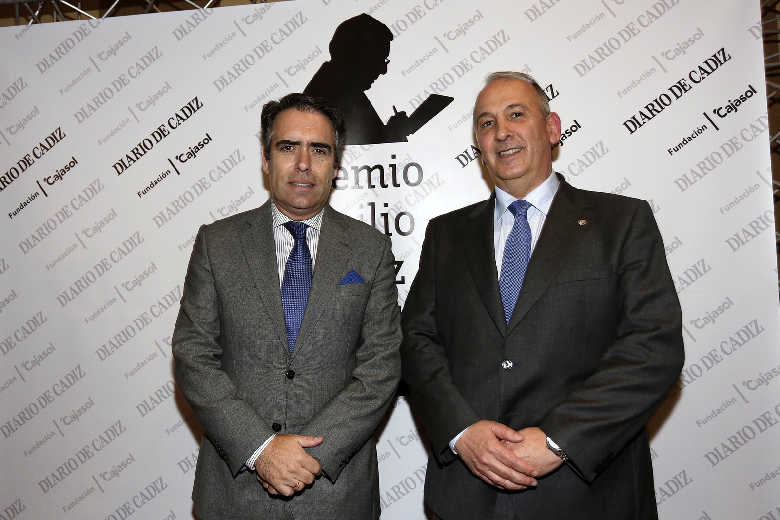 El director de Diario de Jerez, Rafael Navas, con el coronel jefe de la Comandancia de Algeciras, Jesús Núñez.