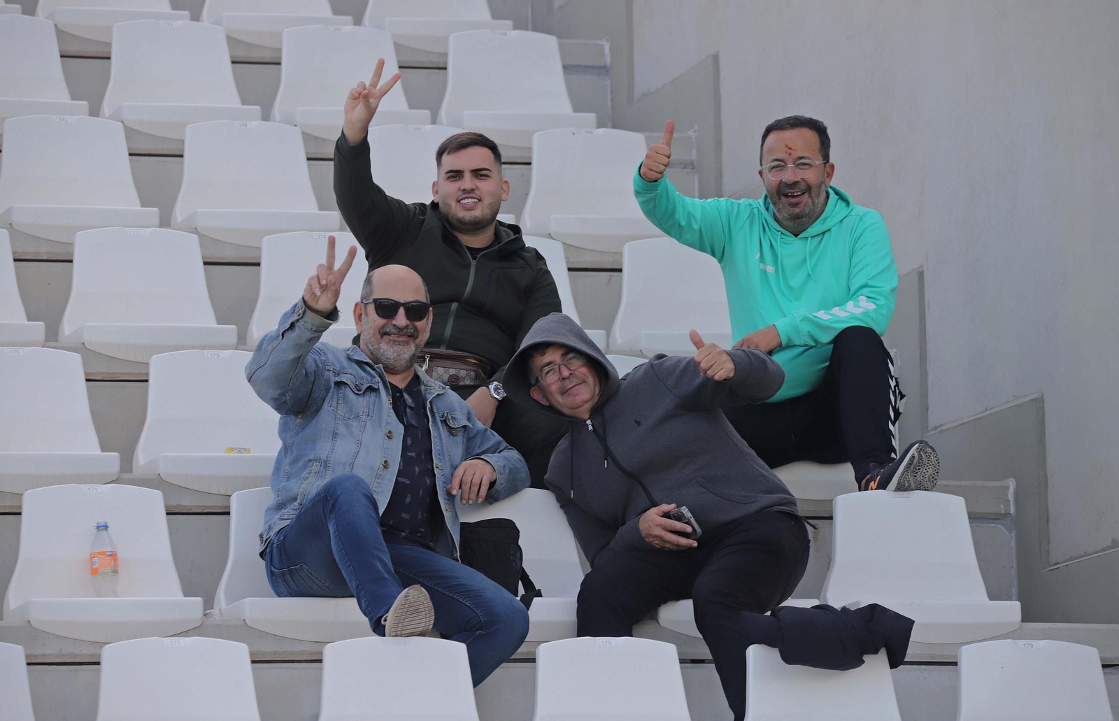 Búscate en el Ciudad de La Línea durante el Balona - Pozoblanco de Tercera Federación
