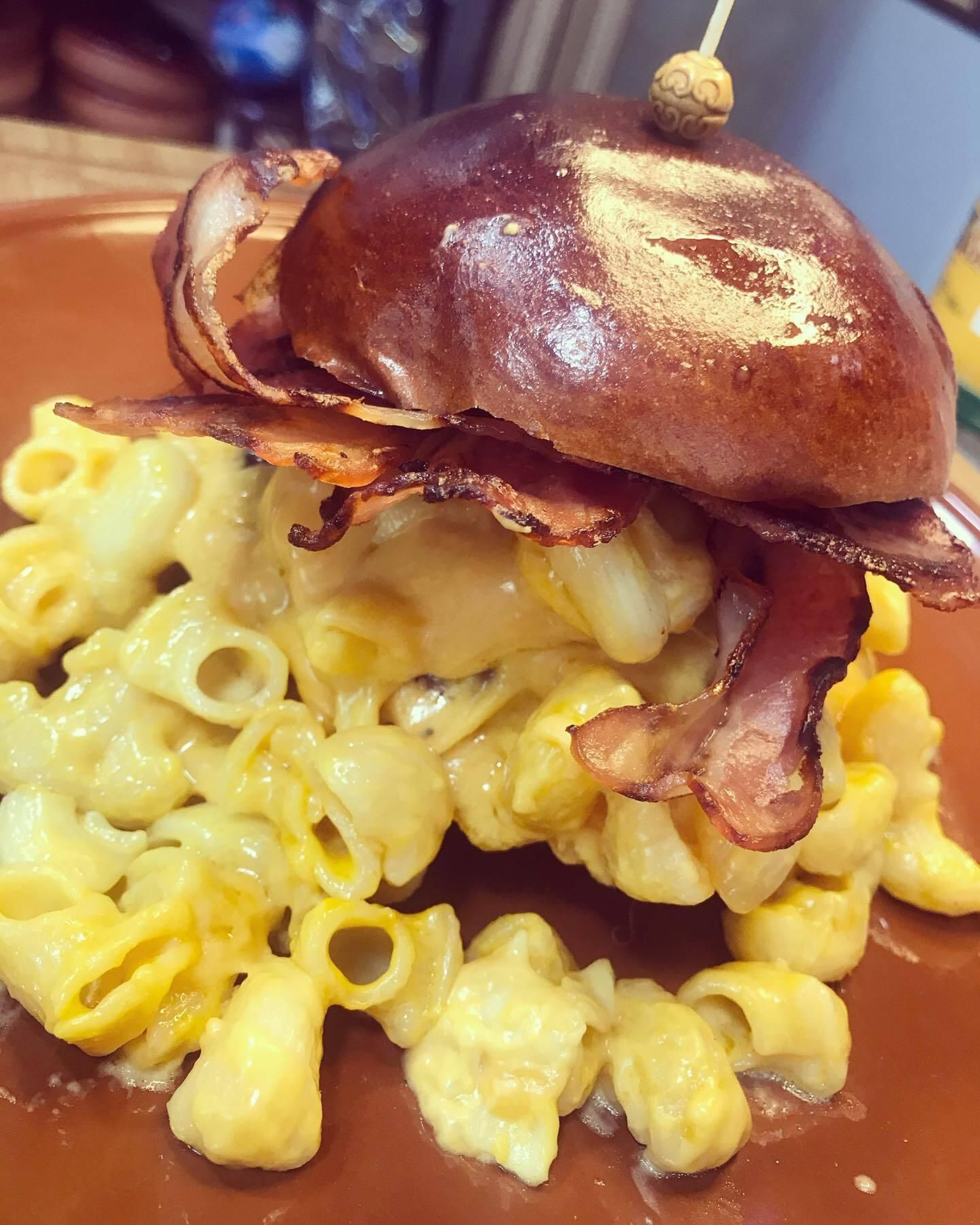 La hamburguesa estrella del Bar Los Cazadores