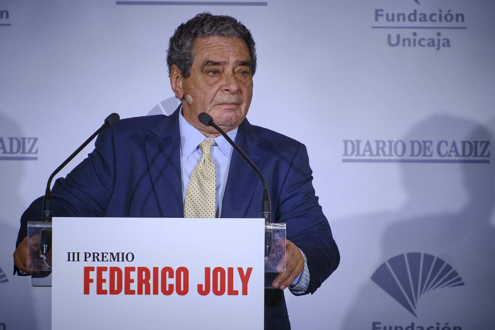 Entrega del premio Federico Joly a Augusto Delkáder