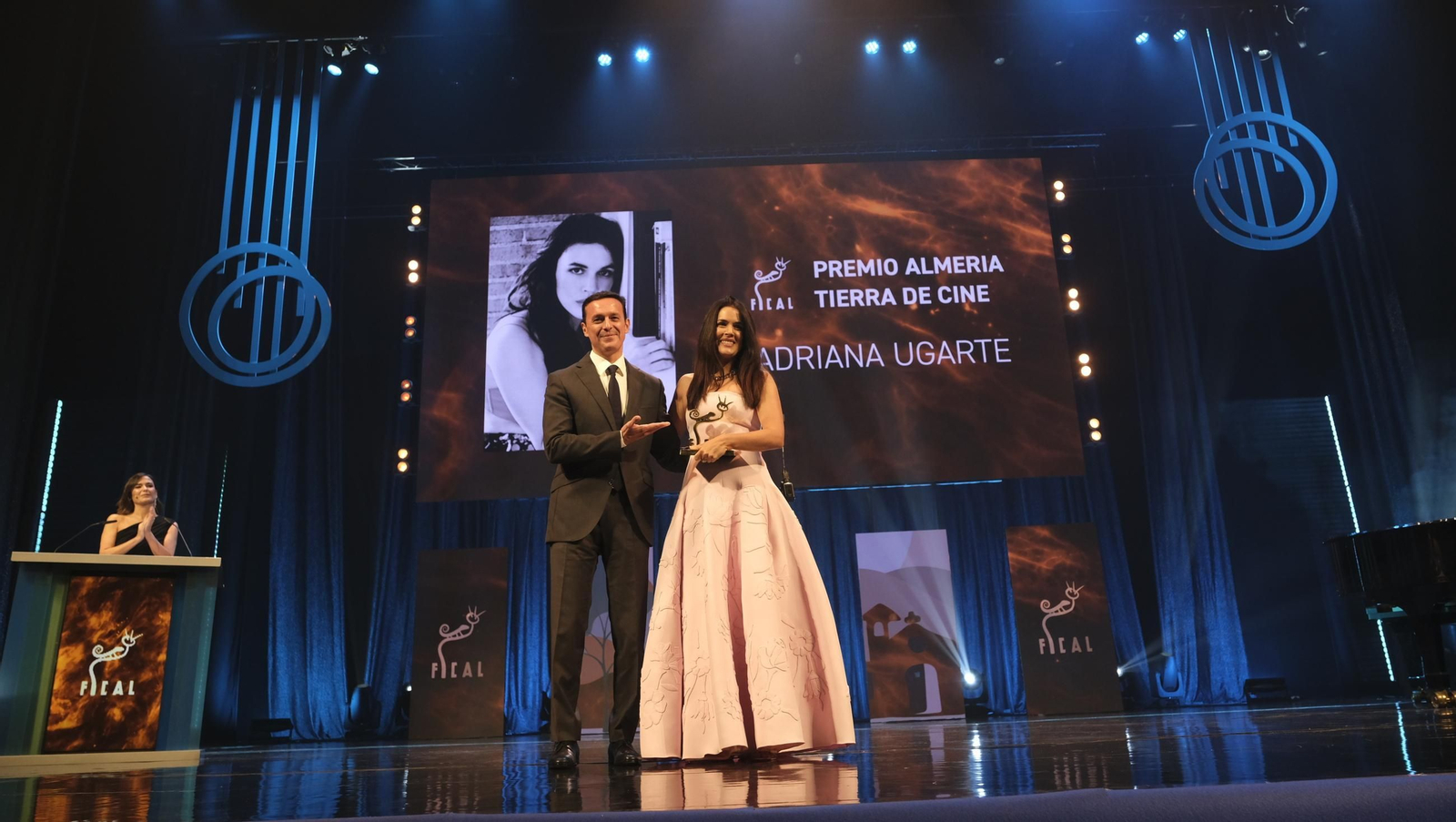 Adriana Ugarte, 'Premio Almería Tierra de Cine', en la gala inaugural de FICAL 2025, en imágenes