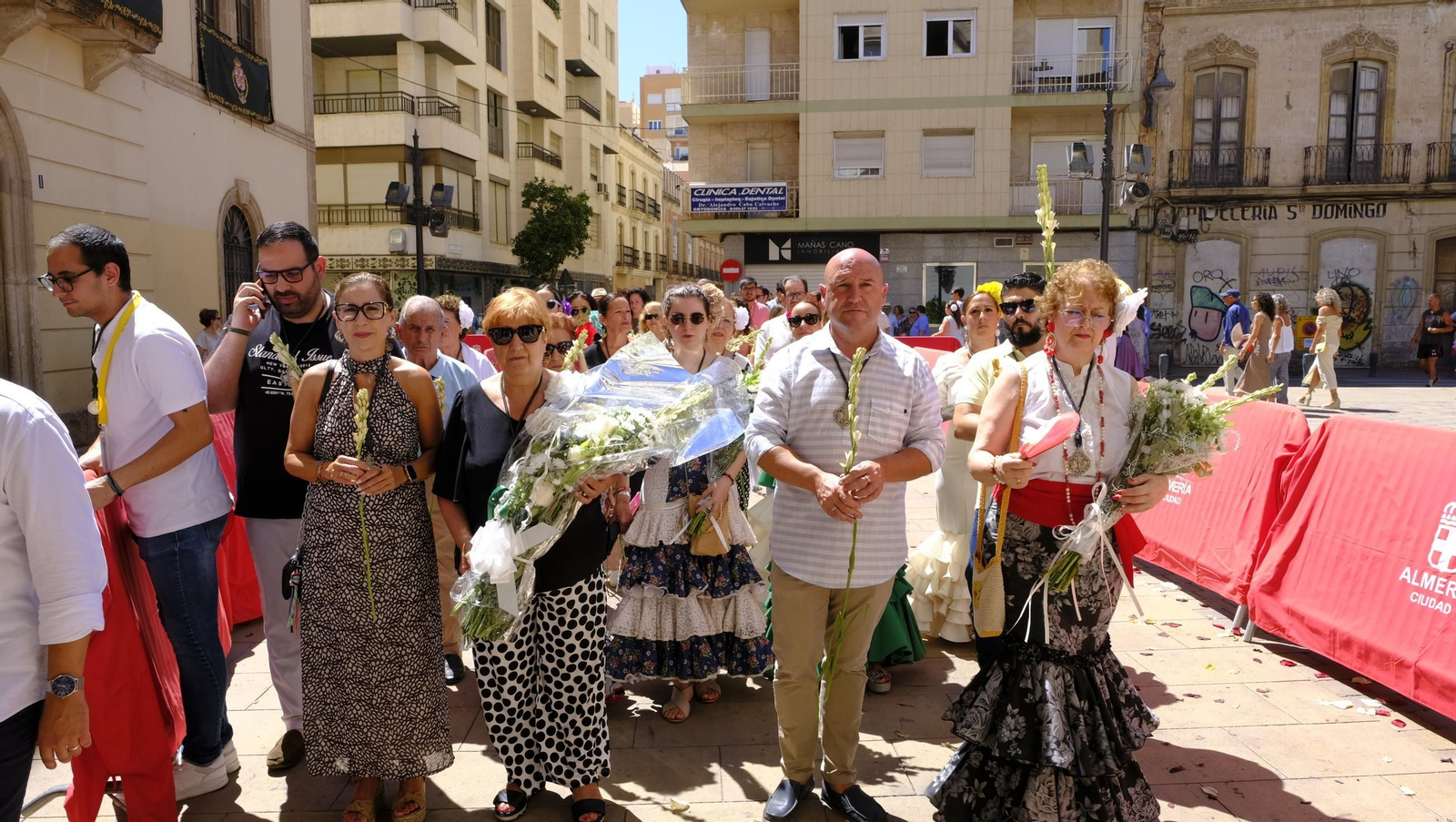 La ofrenda floral a la Virgen del Mar en la Feria de Almería 2025, en imágenes