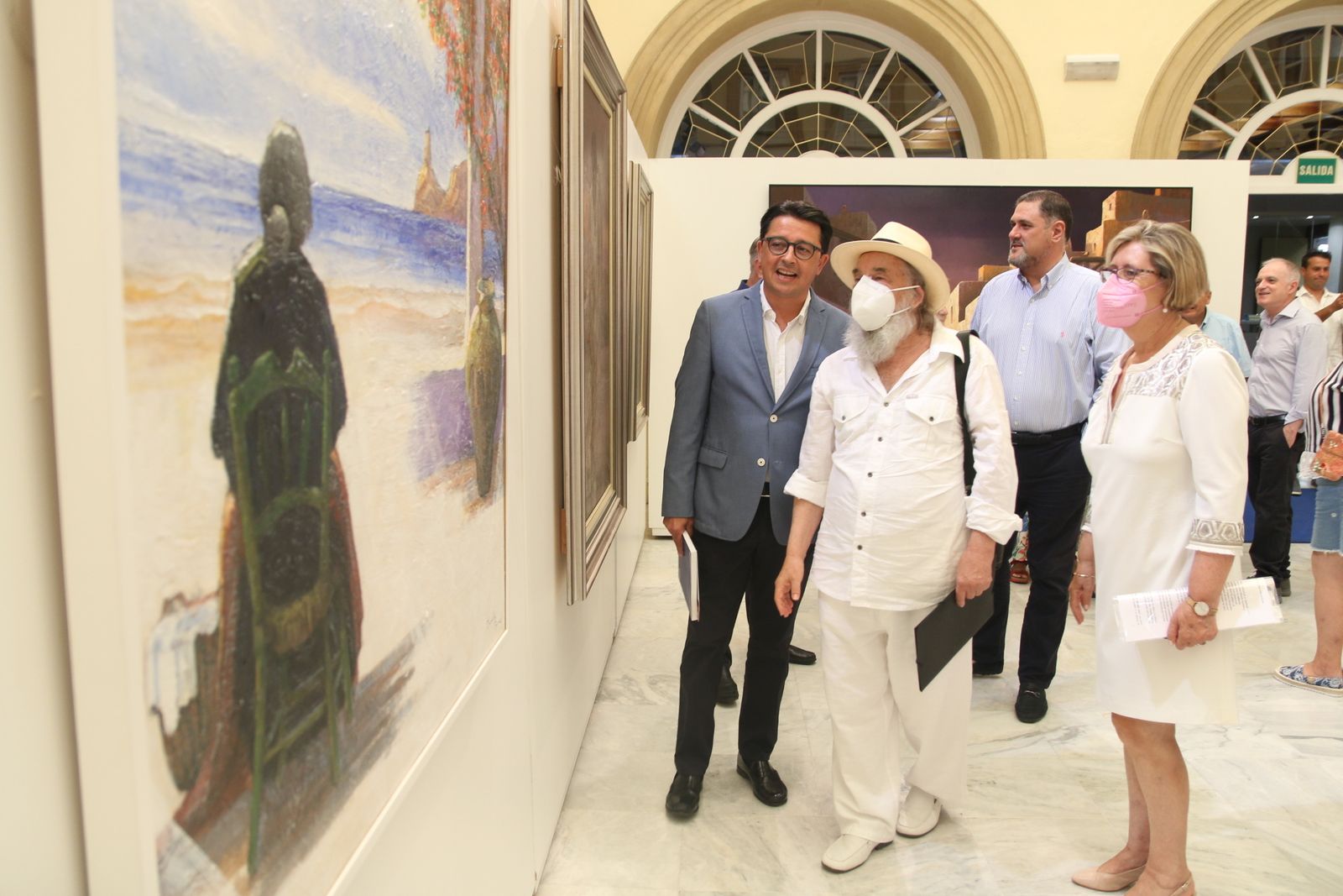 Clemente Gerez acompañado de Manuel Guzmán y María Dolores Durán.