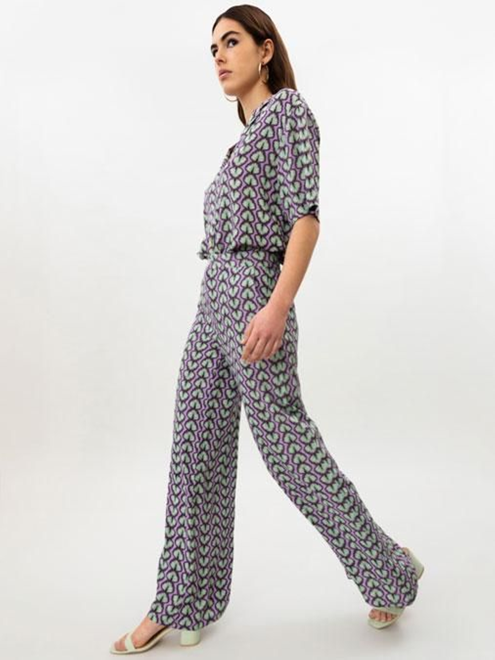 Conjunto de estampado geométrico de Lefties.