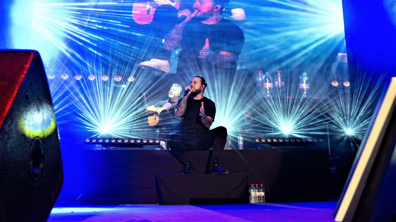 Galvan Real durante su concierto en Almería.