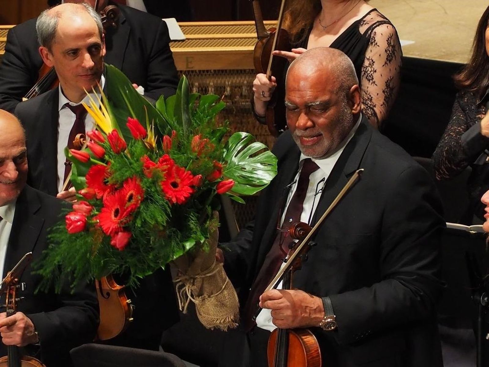 Homenaje a Jorge Hernández tras su último concierto con la Orquesta de Córdoba