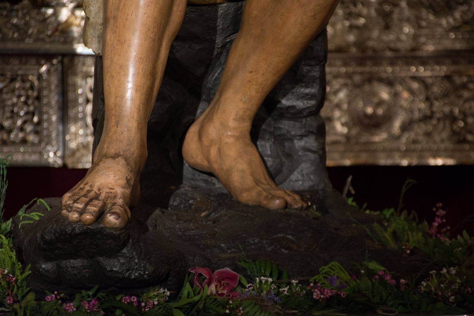 Besapiés a Nuestro Padre Jesús de las Penas, de la Hermandad de la Estrella