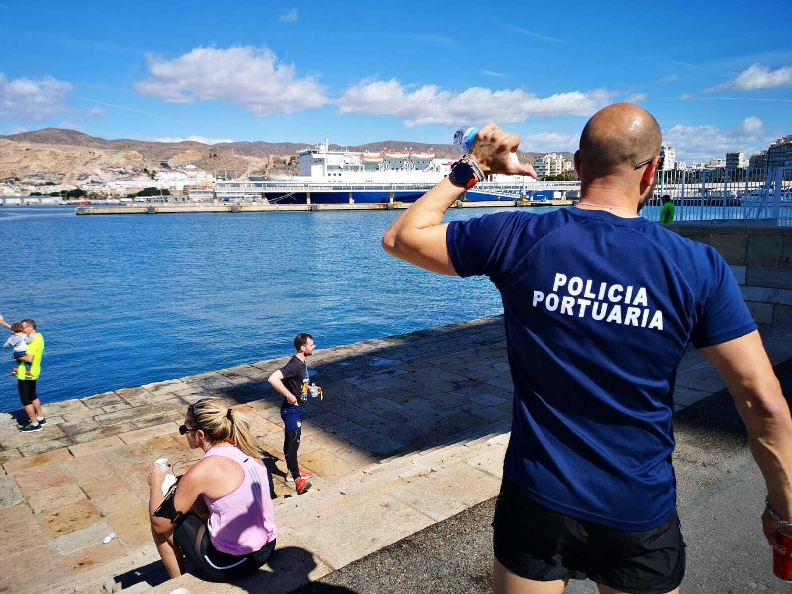 Fotogalería de la Carrera por el Puerto de Almería
