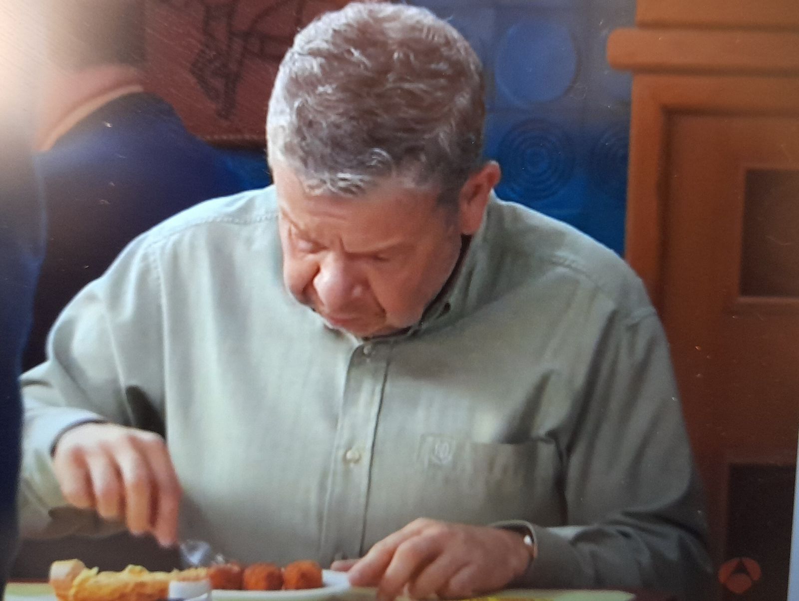 Chicote prueba las croquetas de El Asturiano