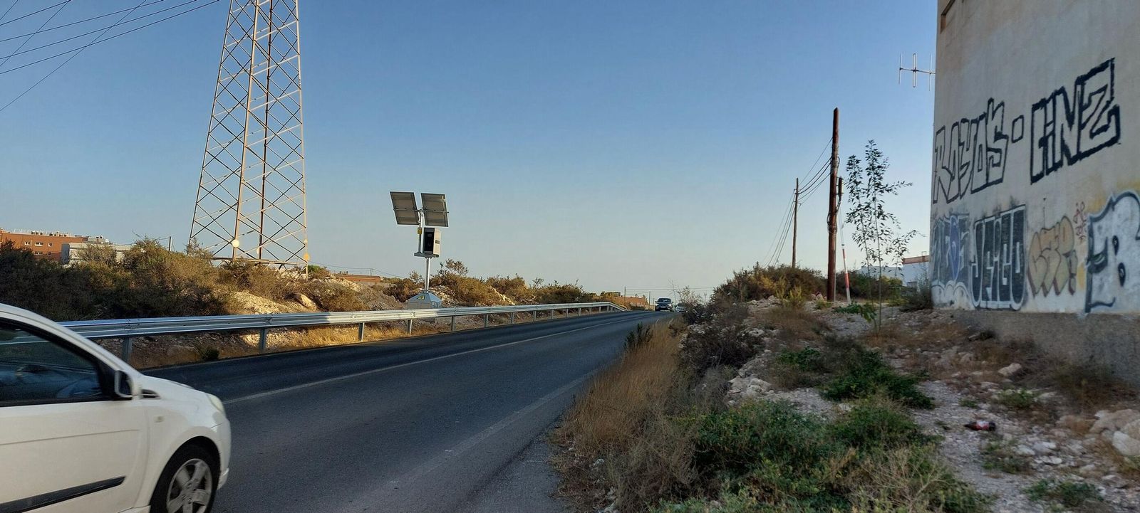 El radar está situado en la AL-3117 en dirección a La Juaida