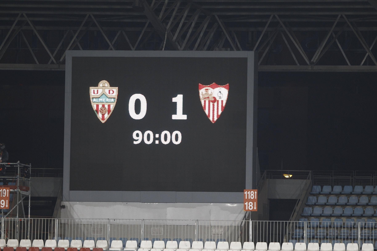 Fotogalería U.D. Almeria-Sevilla F.C. Copa del Rey Fútbol.