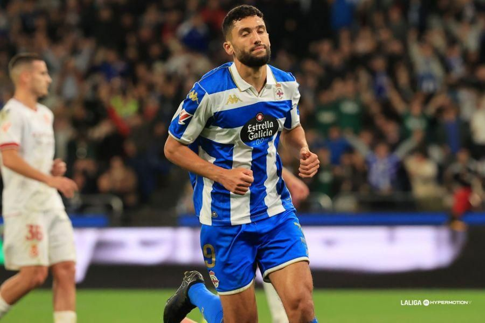 La Cultural Leonesa, próximo rival del Málaga CF, goleada por el Deportivo