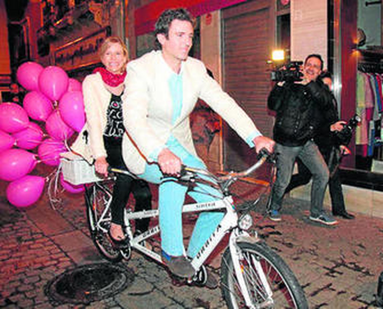 El original 'sí quiero' de María León y Garaizabal