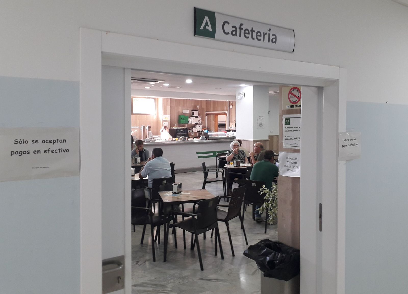 La cafetería del Infanta Elena cuando estaba abierta