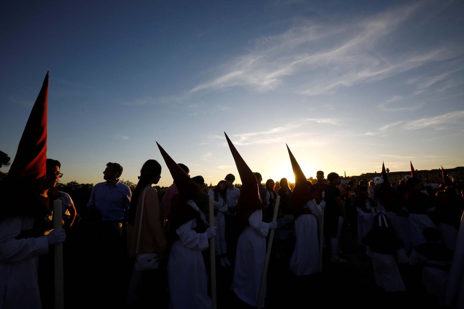 Viernes Santo en Córdoba: la procesión del Descendimiento, en imágenes