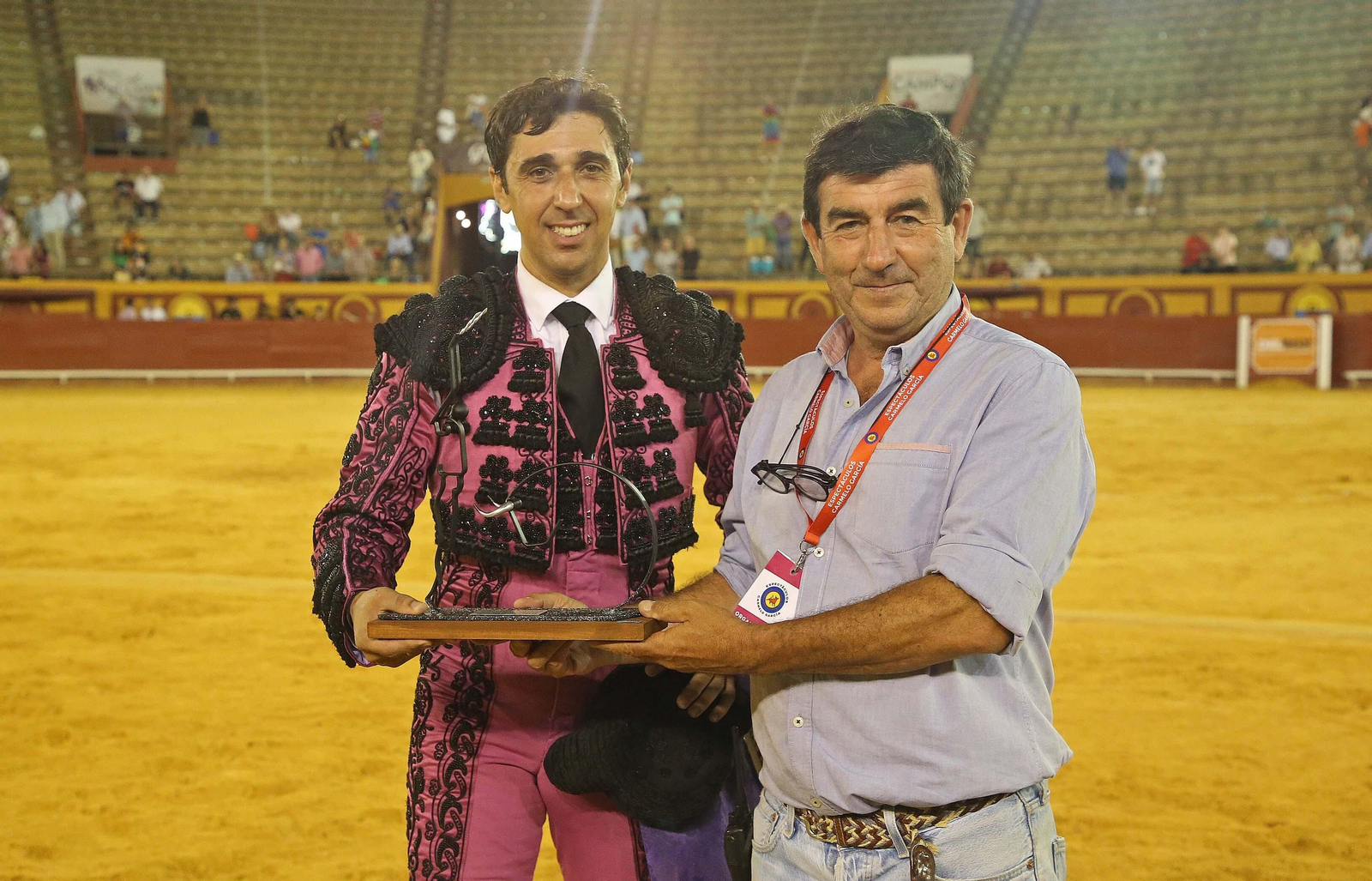 Fotos de la corrida del viernes de la Feria Taurina de Algeciras 2023: Morante de la Puebla, Emilio de Justo y David Galván