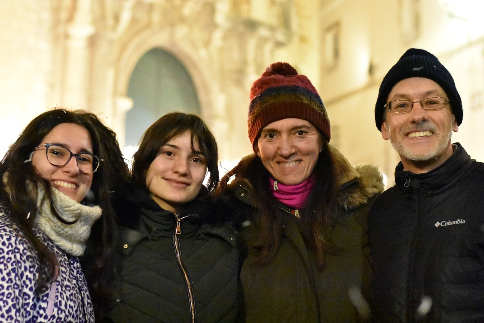 Jaén brilla y disfruta al fuego de las lumbres de San Antón