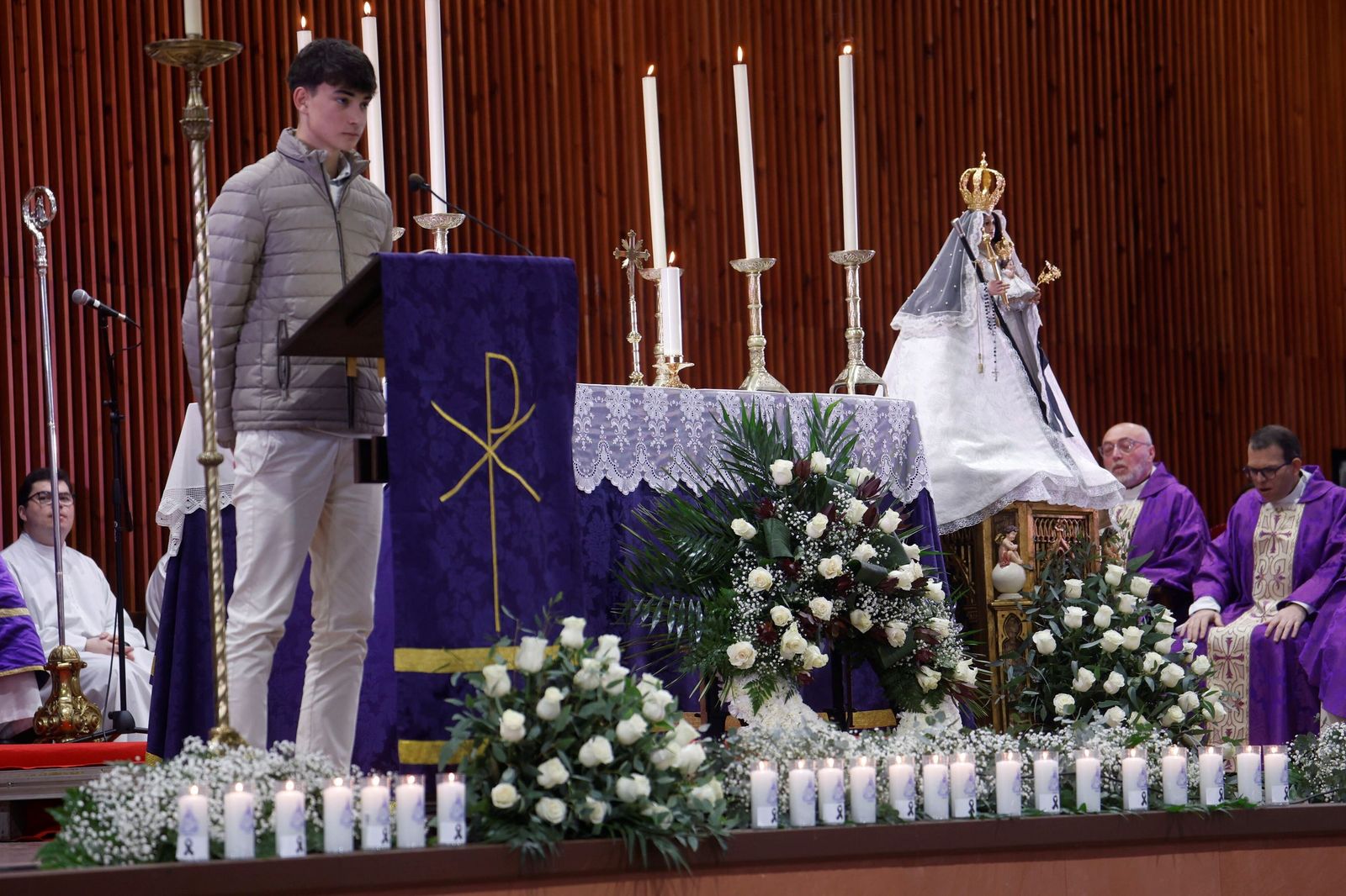 Las imágenes de la misa funeral en Adamuz por las víctimas del accidente de tren
