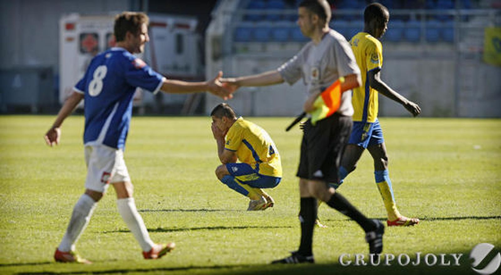 Tomás, desolado al término del partido. 

Foto: Julio Gonzalez