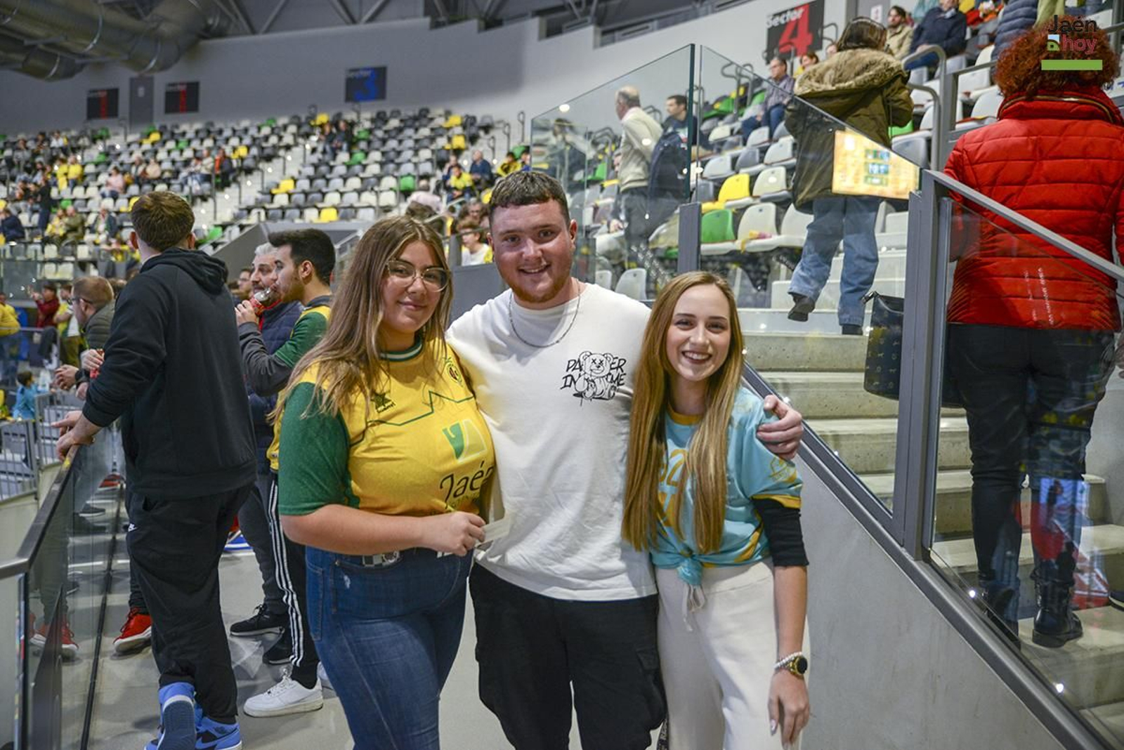 Búscate en las gradas del Olivo Arena en el Jaén Paraíso Interior - Inter Movistar