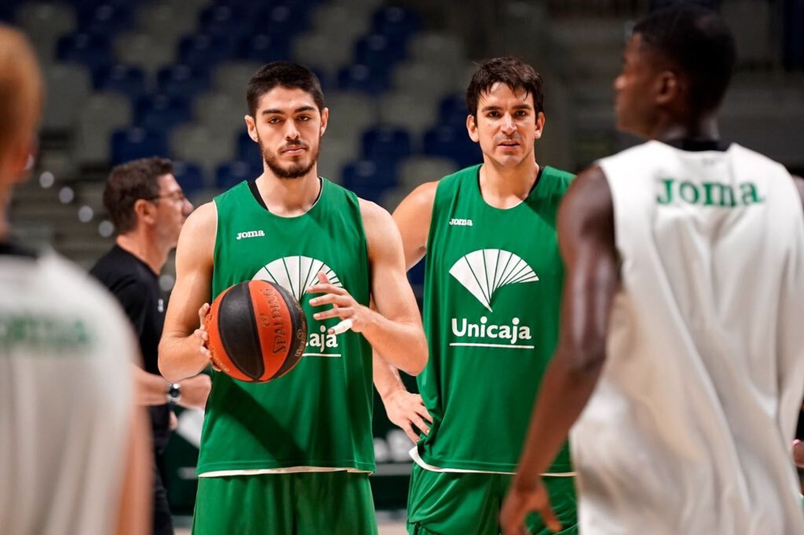 Vicedo, en un entrenamiento en el Carpena con el Unicaja.