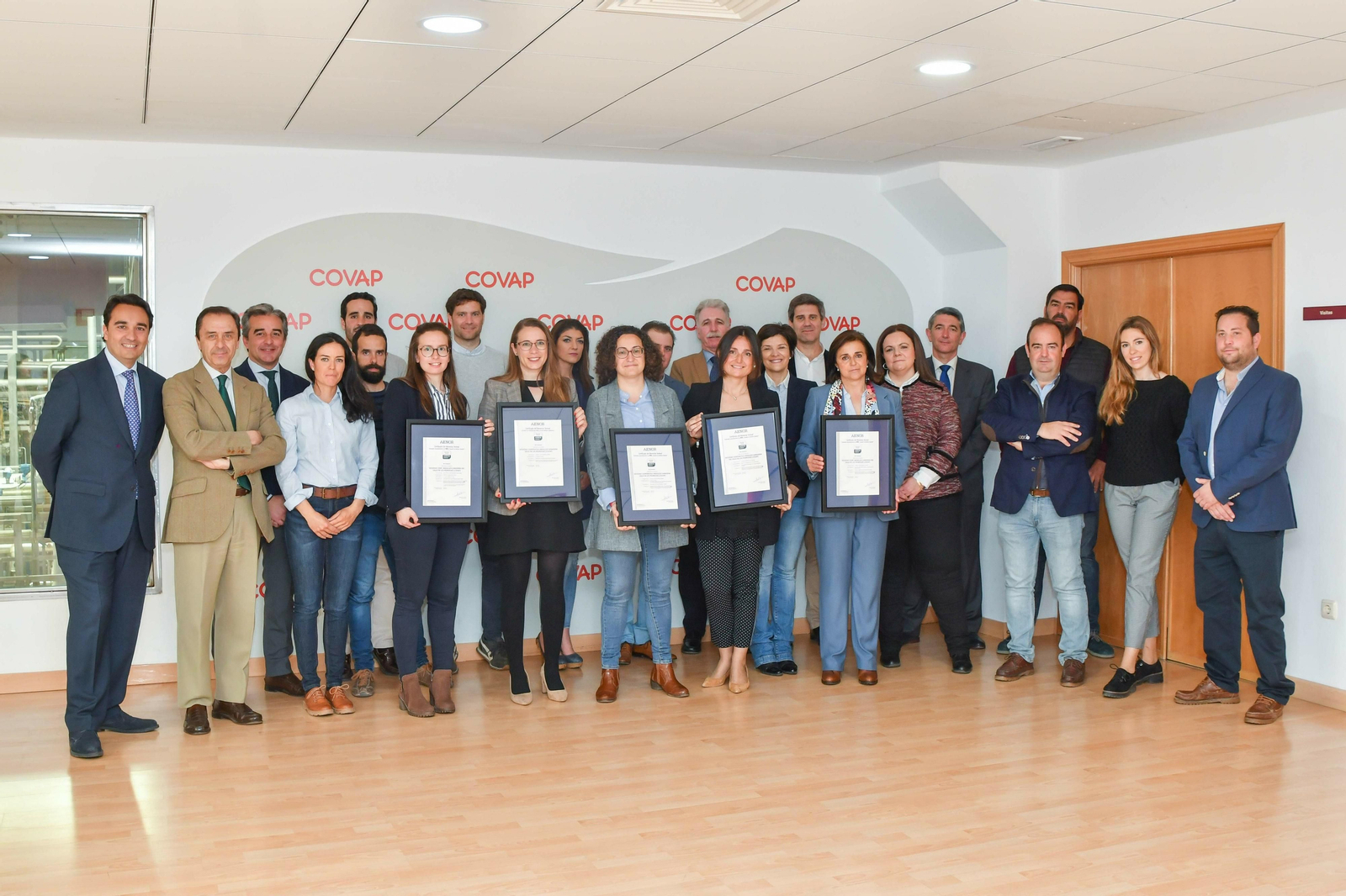 Acto de entrega de las certificaciones de Aenor en Covap