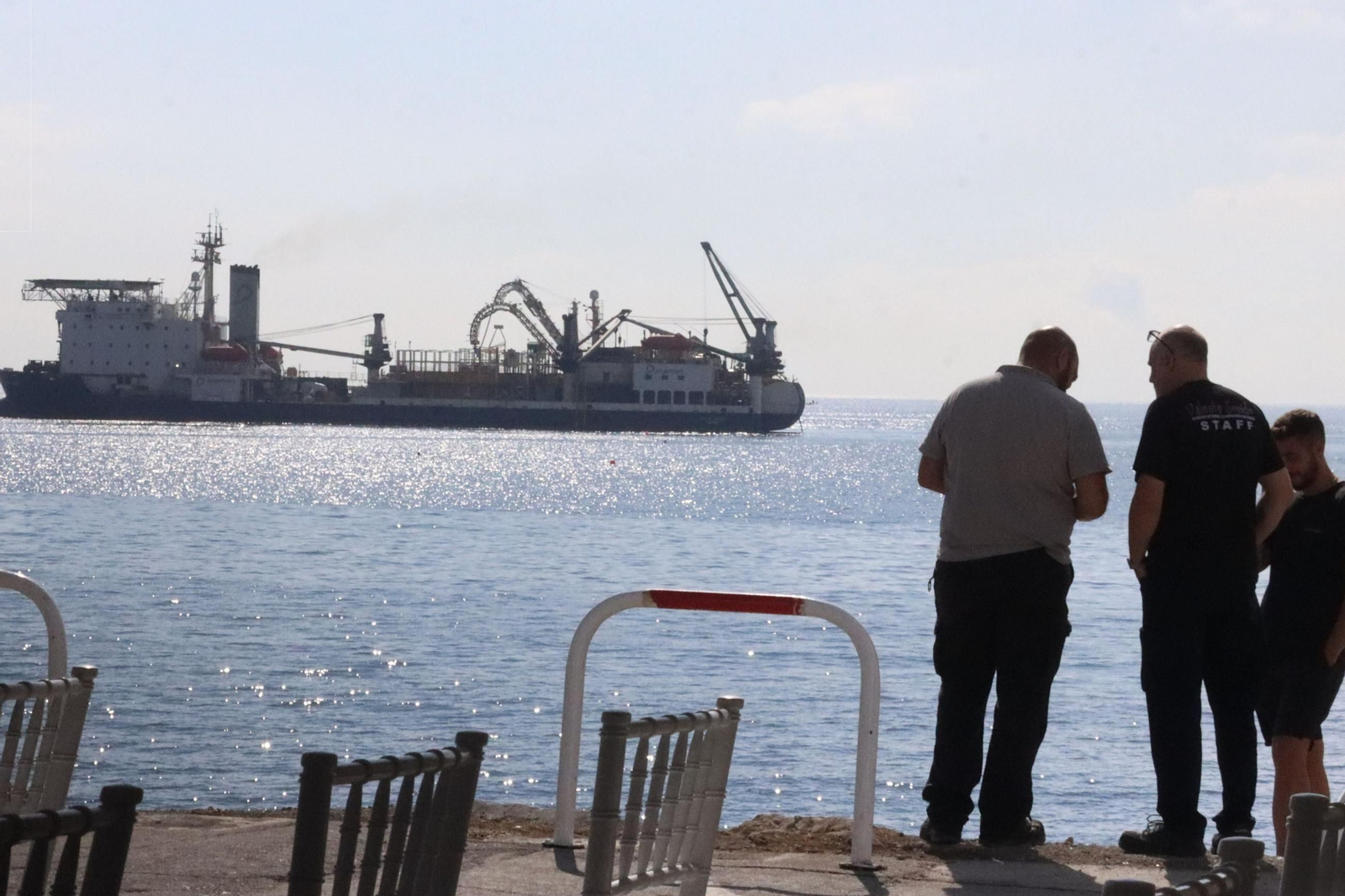Llegada del buque cablero Giulio Verne con el primer cable submarino a Ceuta.