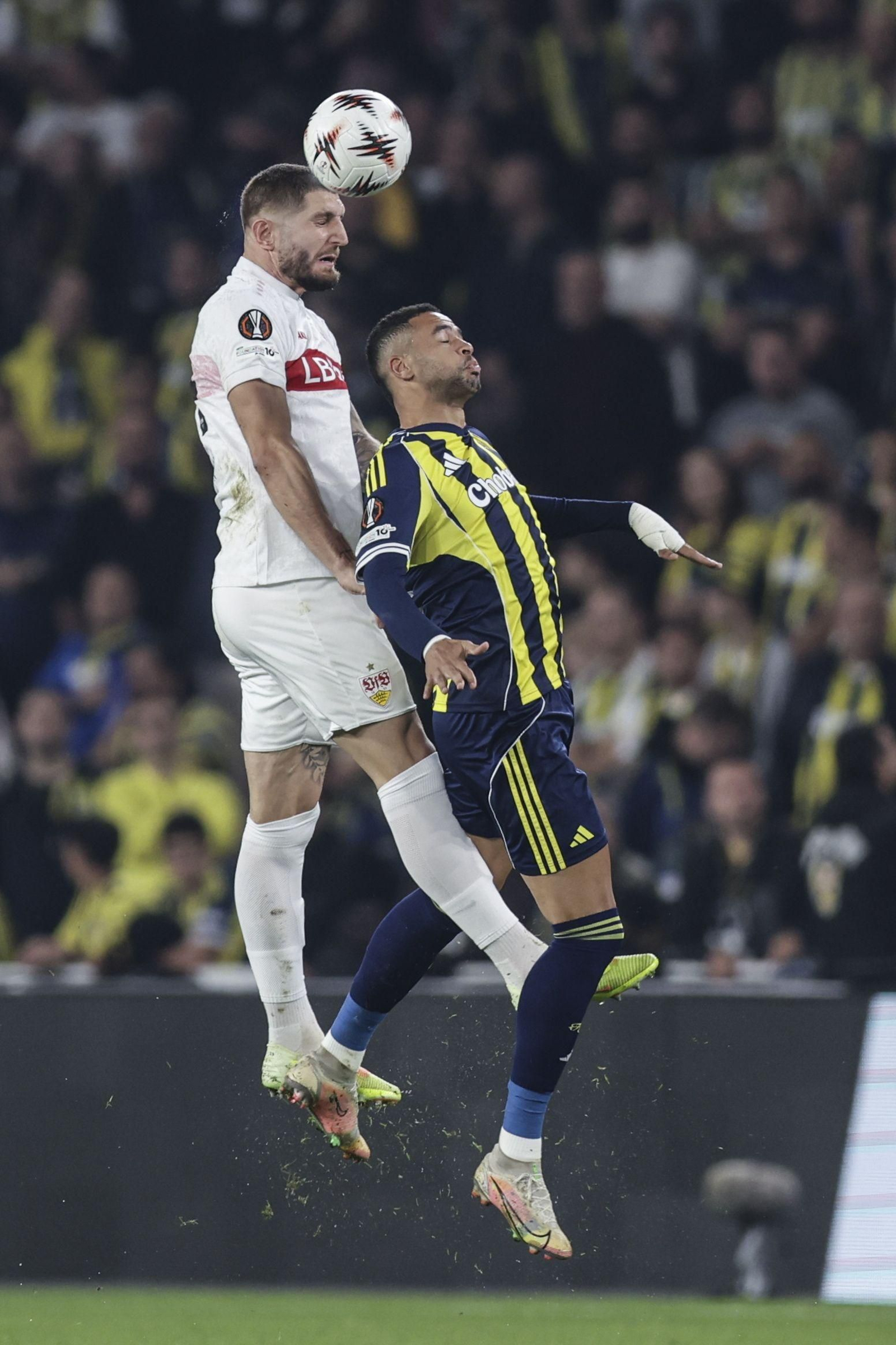 Fenerbahçe-Stuttgart (2).jpg