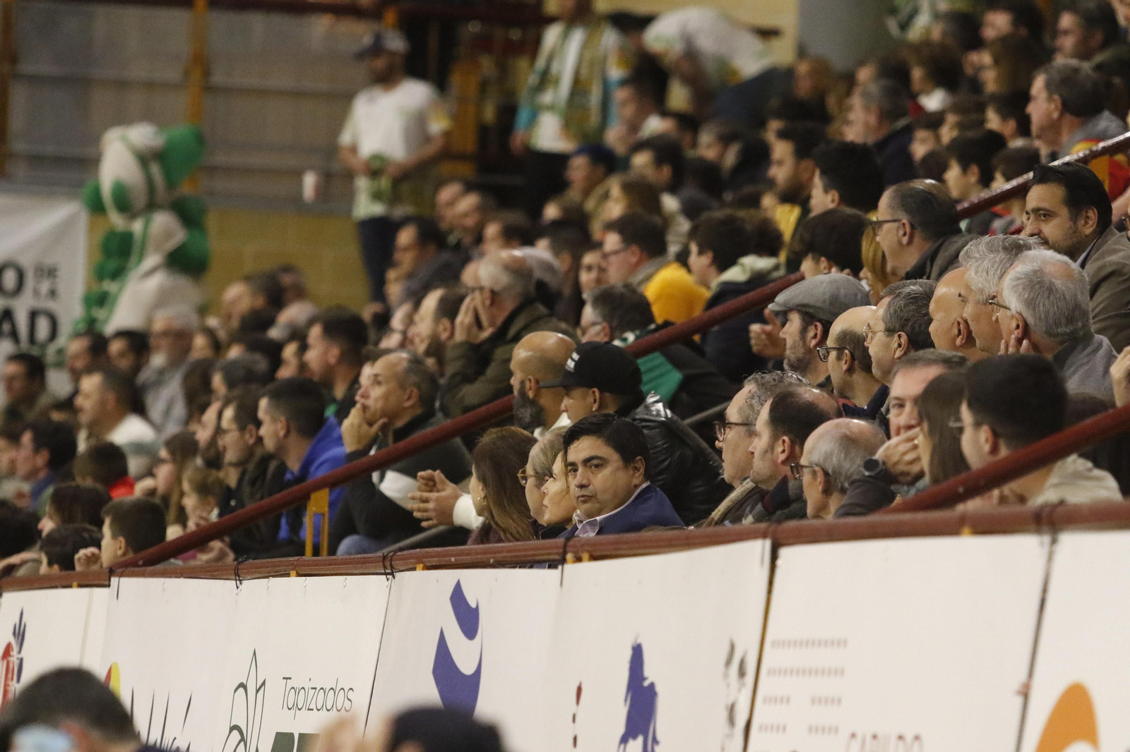 Las mejores fotos de la victoria del Córdoba Futsal ante el Noia