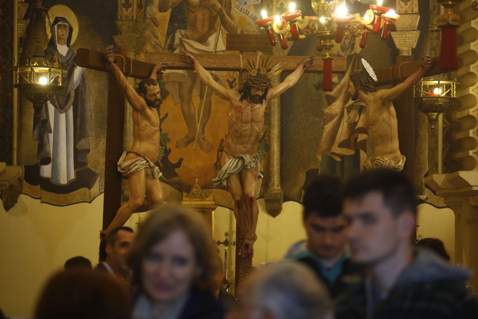 Las mejores imágenes de la hermandad de la Conversión en este Viernes Santo de Córdoba