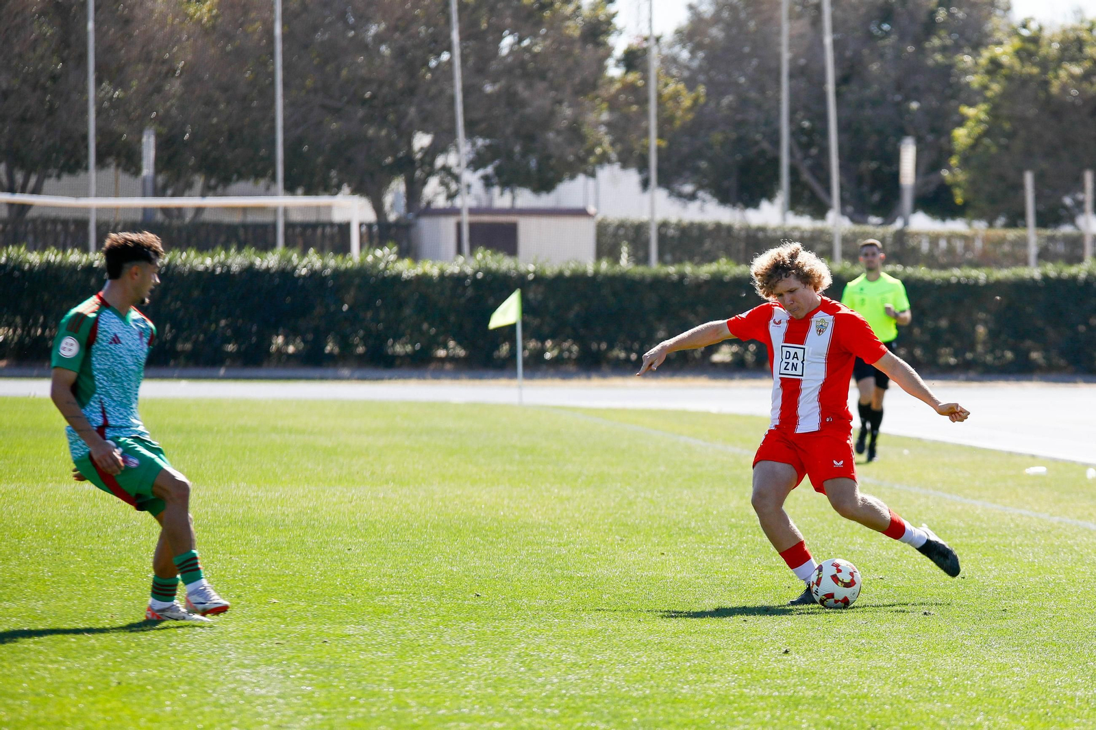Las imágenes de Segunda RFEF entre Almeria B y recreativo de Granada