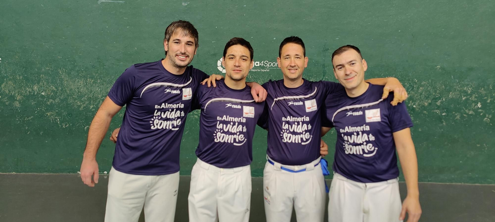 Los componentes del Club Pelota Almería participantes en esta jornada de la competición.