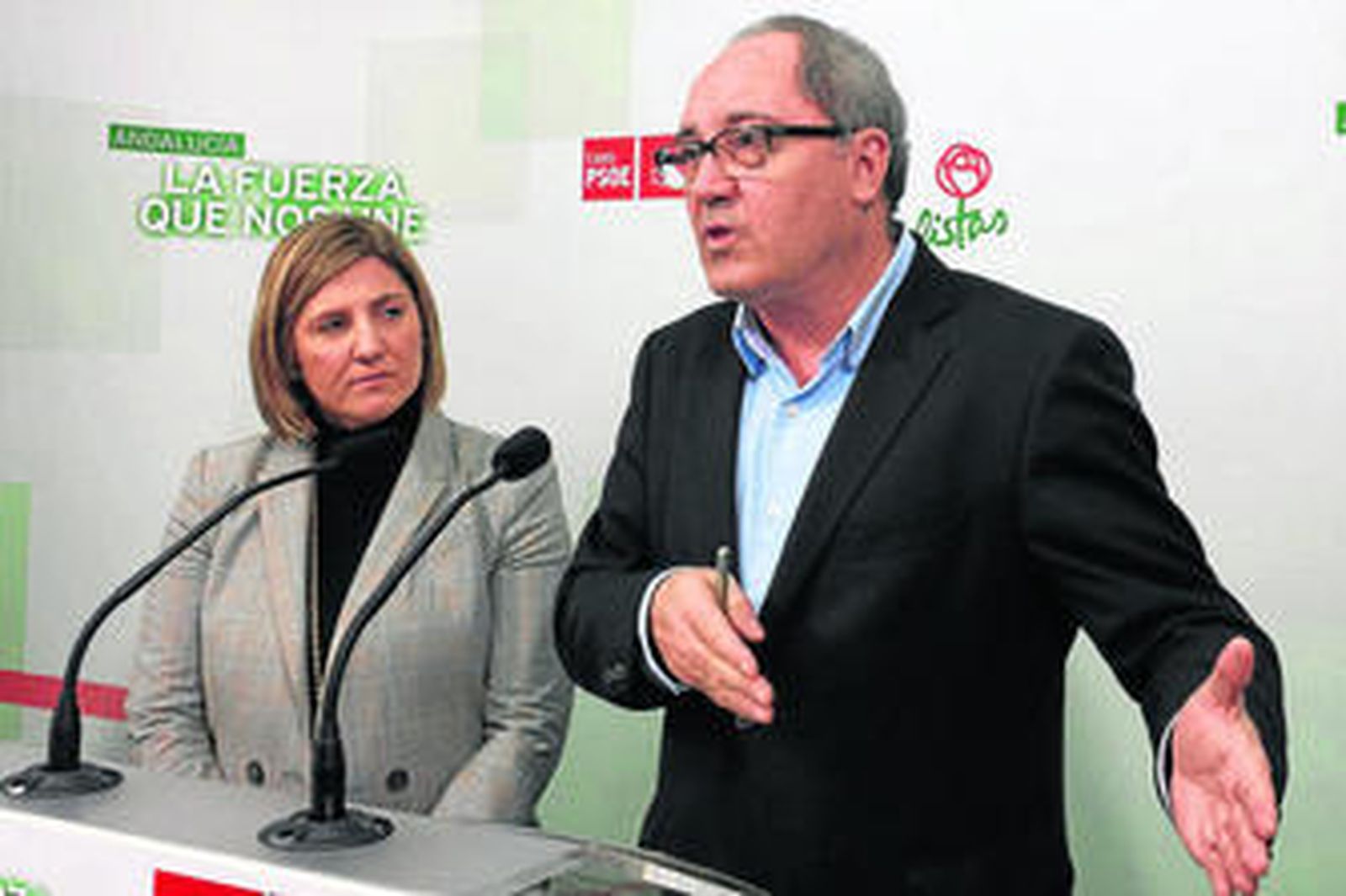 "Algo no huele bien para el PP"