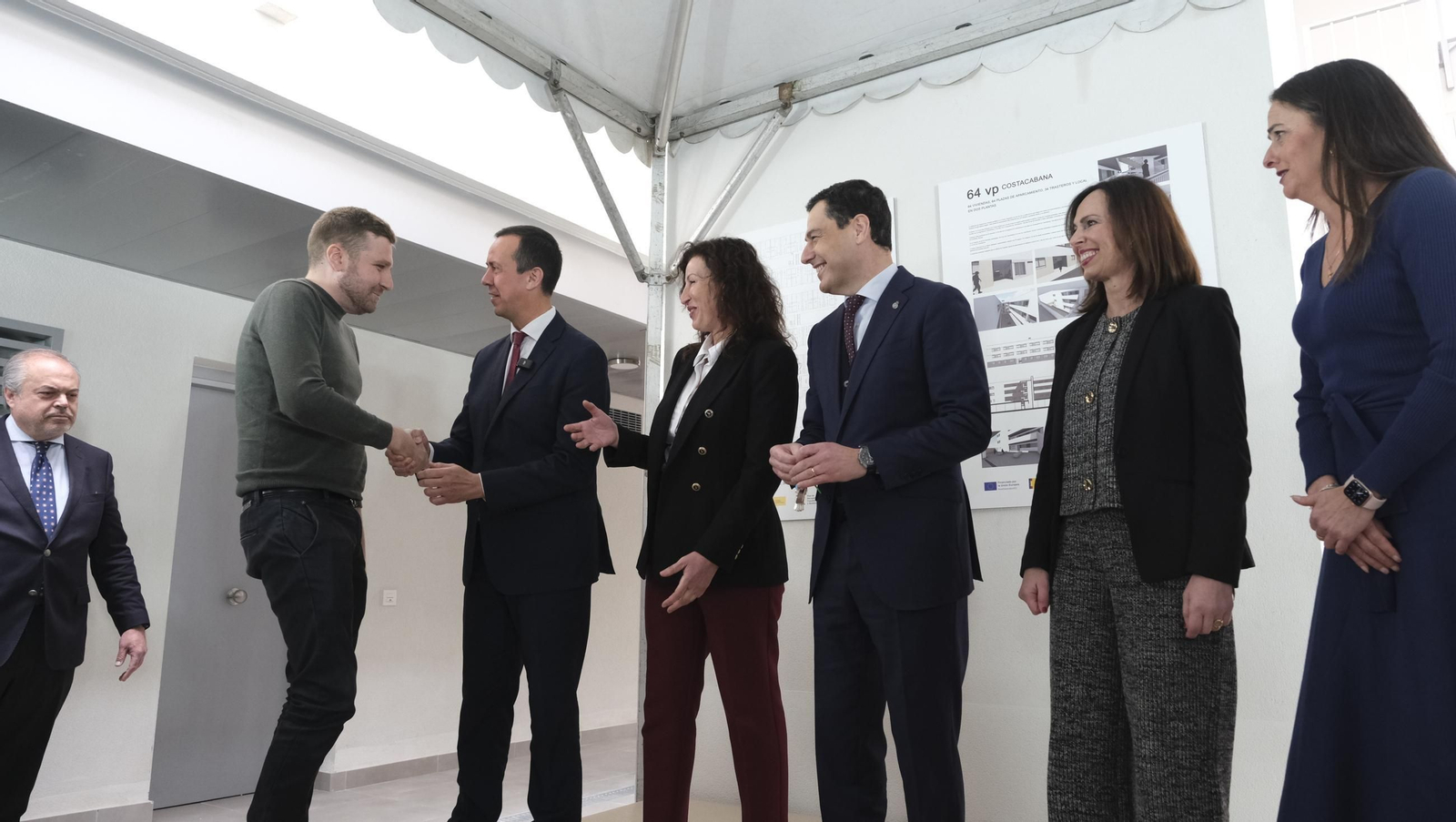 Las imágenes de la entrega de viviendas de VPO en Costacabana