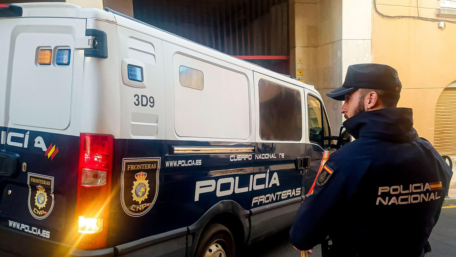Pperativo de la Policía  Nacional  en Ceuta.
