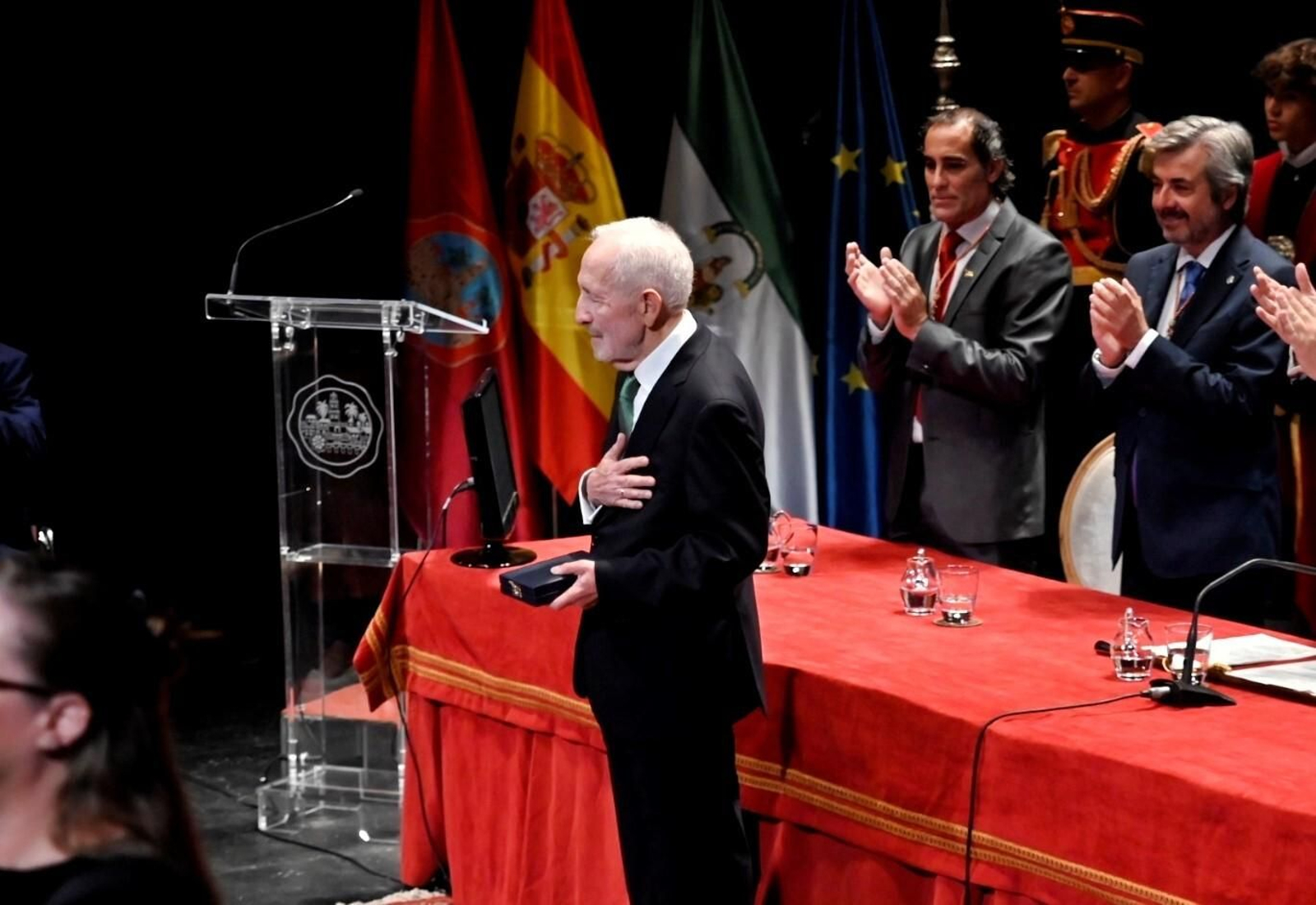 Las imágenes de la entrega de las Medallas de la Ciudad de Córdoba Las imágenes de la entrega de las Medallas de la Ciudad de Córdoba